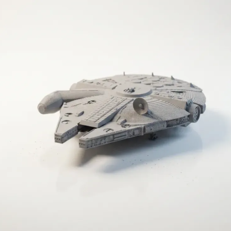 imgi_2_millennium_falcon_landed_photo1